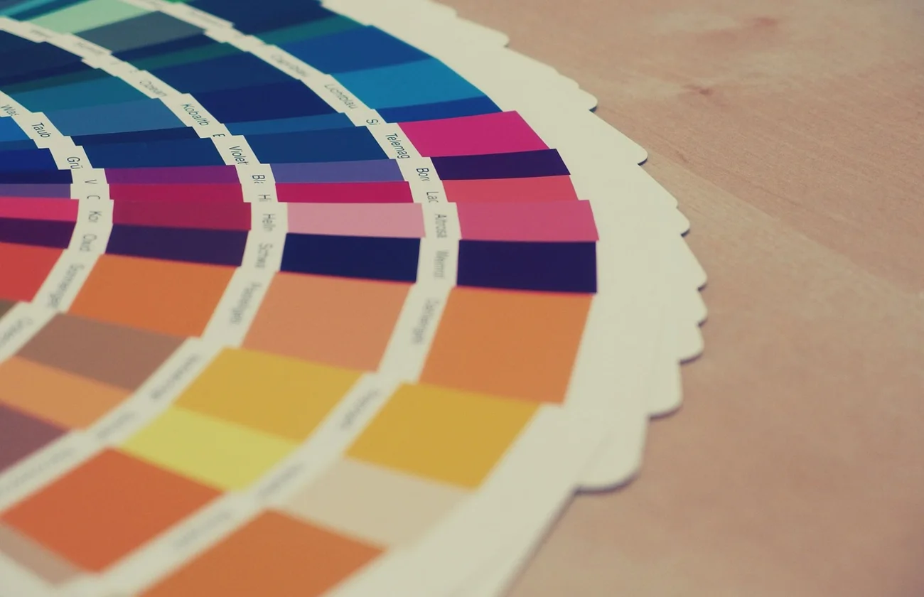 Colour swatch fan under review